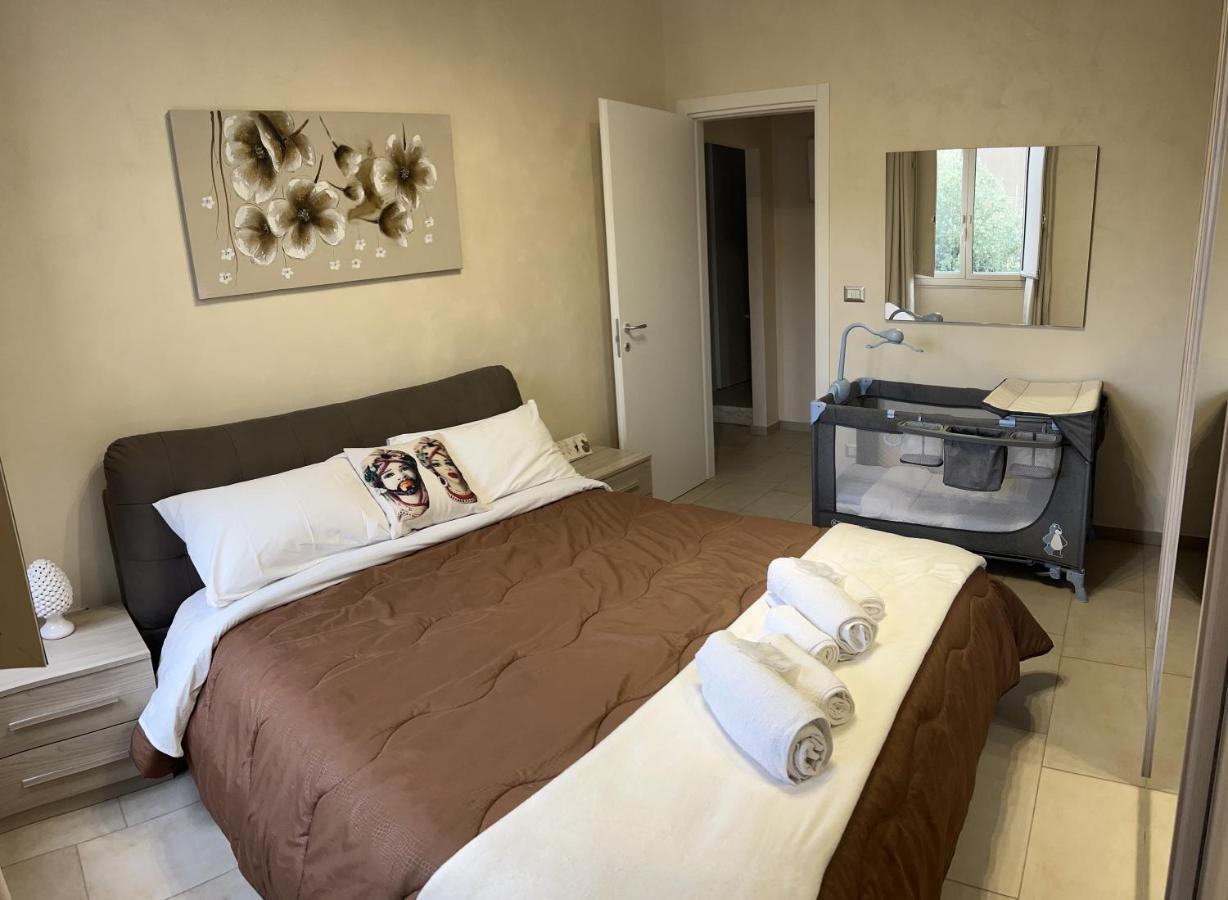 Holiday House Katane Catania Bagian luar foto